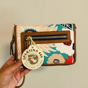 NWT Spartina 449 Evelyn Multi Phone Wallet